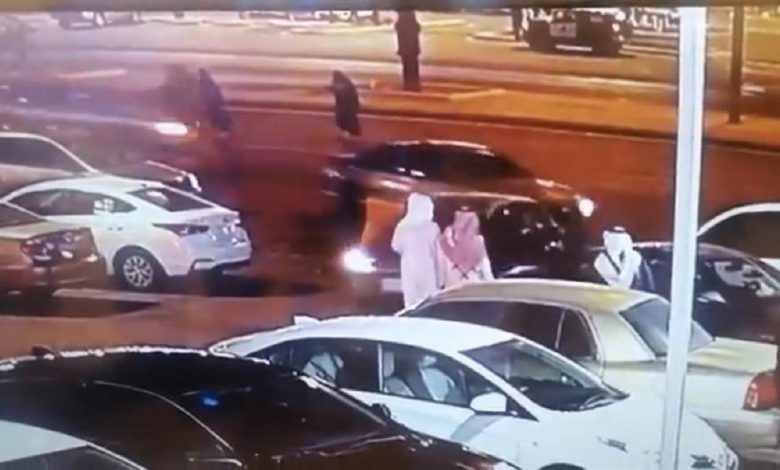 شاهد لحظة دهس فتاه ابها يثير الجدل على مواقع التواصل الاجتماعي