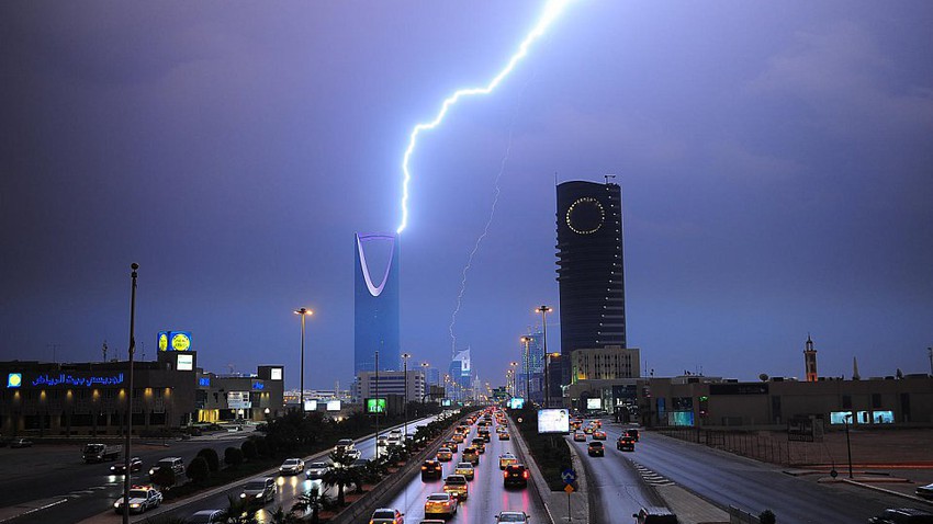 توقعات الامطار في الرياض من عاشق المزن