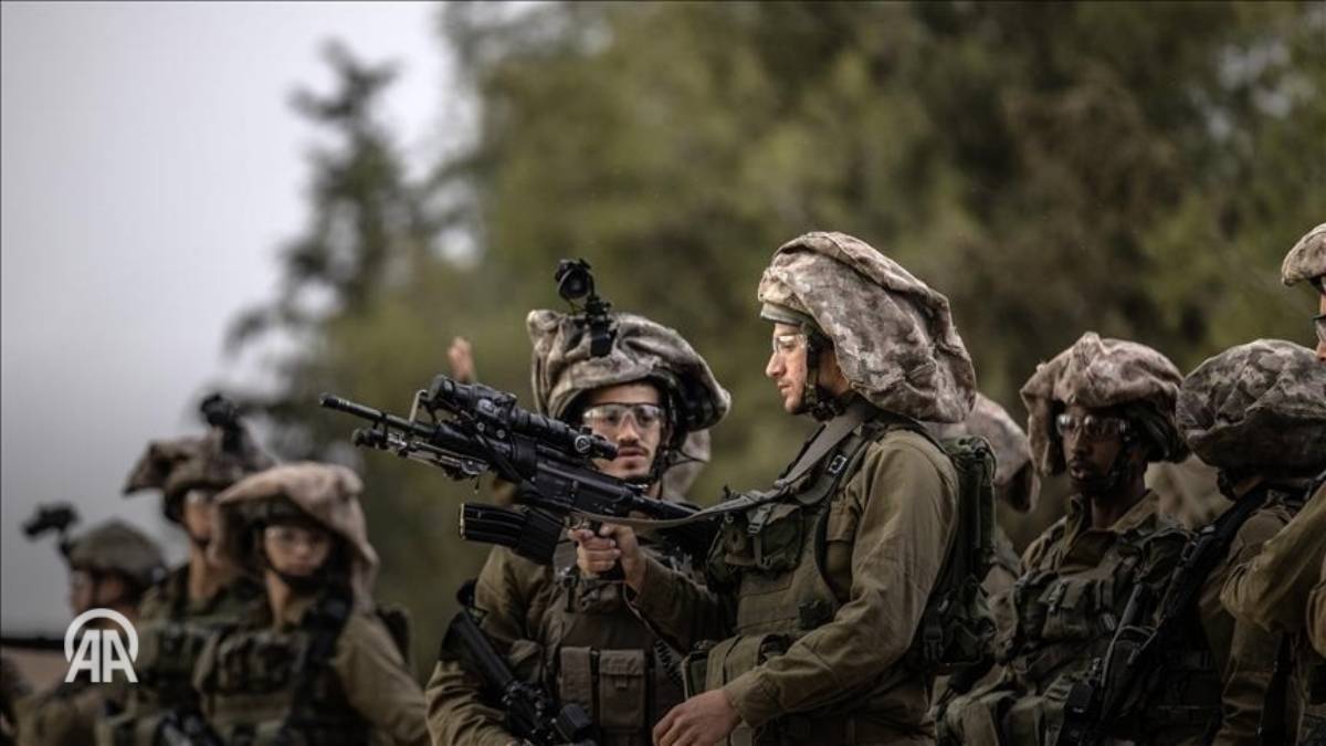 إعلام عبري جيش الاحتلال يصدر عشرات آلاف أوامر استدعاء للاحتياط تمهيدًا للتوغل في غزة