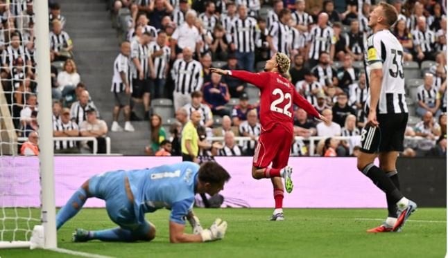 فيديو.. ليفربول ينتزع انتصاراً مثيراً ضد نيوكاسل في الدوري الإنجليزي الممتاز