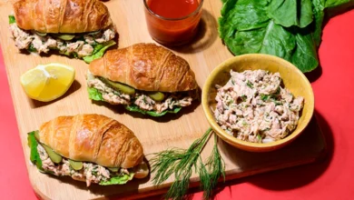 كرواسون محشو بالتونة طريقة شهية لتحضير السندوتشات