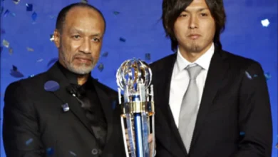 من هو اللاعب الياباني الذي فاز بجائزة لاعب العام لدوري afc asian international في عام 2013