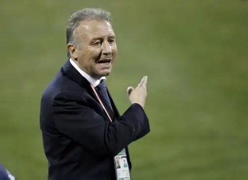 من هو المدرب الذي قاد اليابان للفوز بكأس آسيا 2011