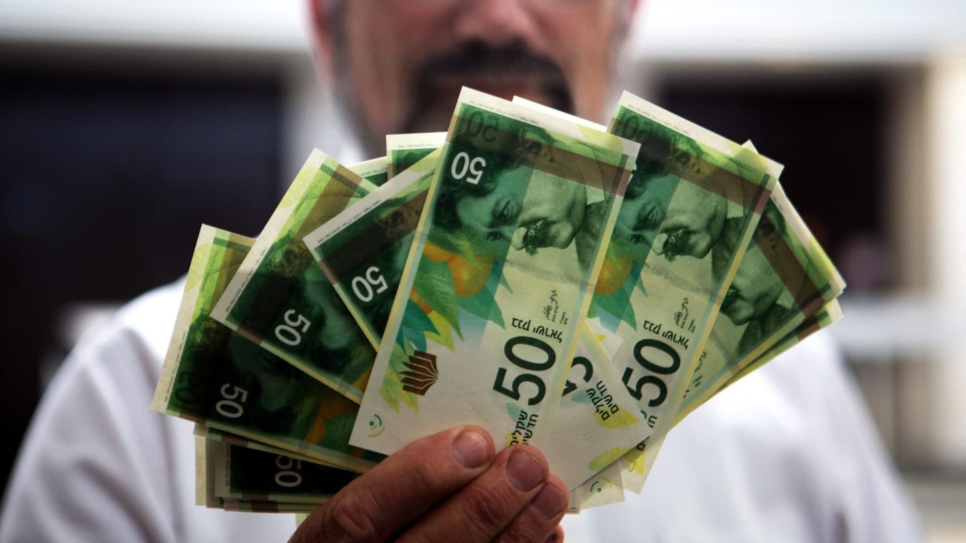 الدولار مقابل الشيكل