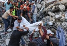 غزة مباشر .. 20 وفاة وعشرات الجرحى والمفقودين بانهيار عمارة سكنية