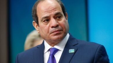 السيسي يجدد دعم مصر لتسوية سياسية شاملة للأزمة اليمنية