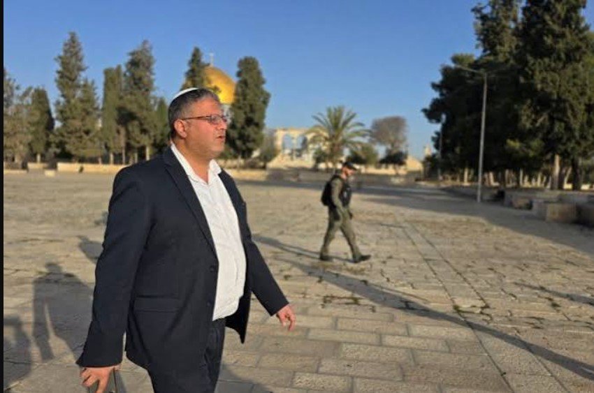 بن غفير يقتحم المسجد الأقصى ويثير الجدل بتصريحاته.. اقتحامات واسعة في القدس