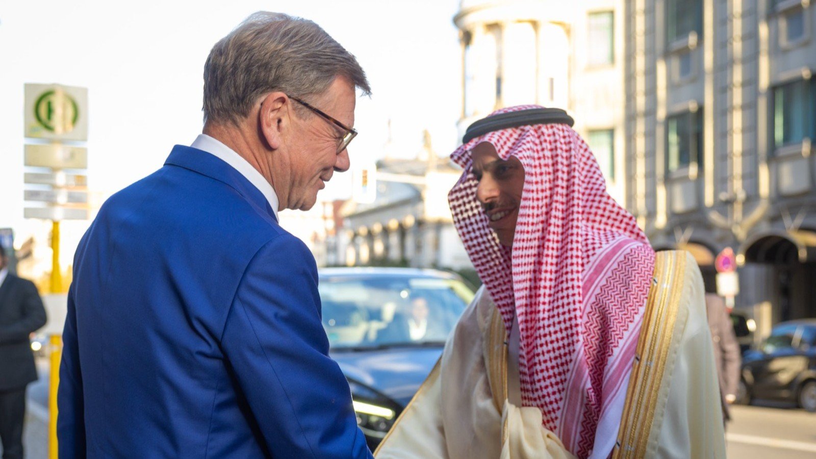 وزير الخارجية السعودي يجب عودة مضيق هرمز للعمل لما قبل الحرب دون فرض رسوم