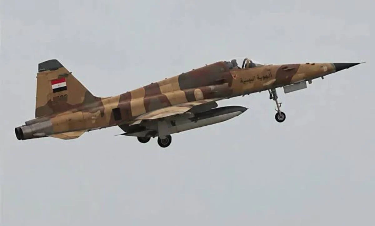 أكثر من 20 غارة جوية.. ضربات مكثفة تستهدف مواقع الحوثيين في البيضاء ومأرب