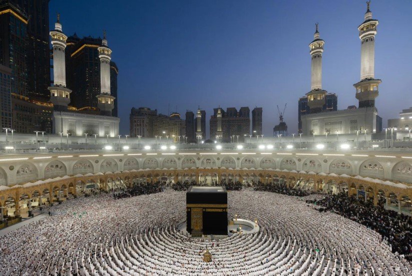 استهداف مكة المكرمة